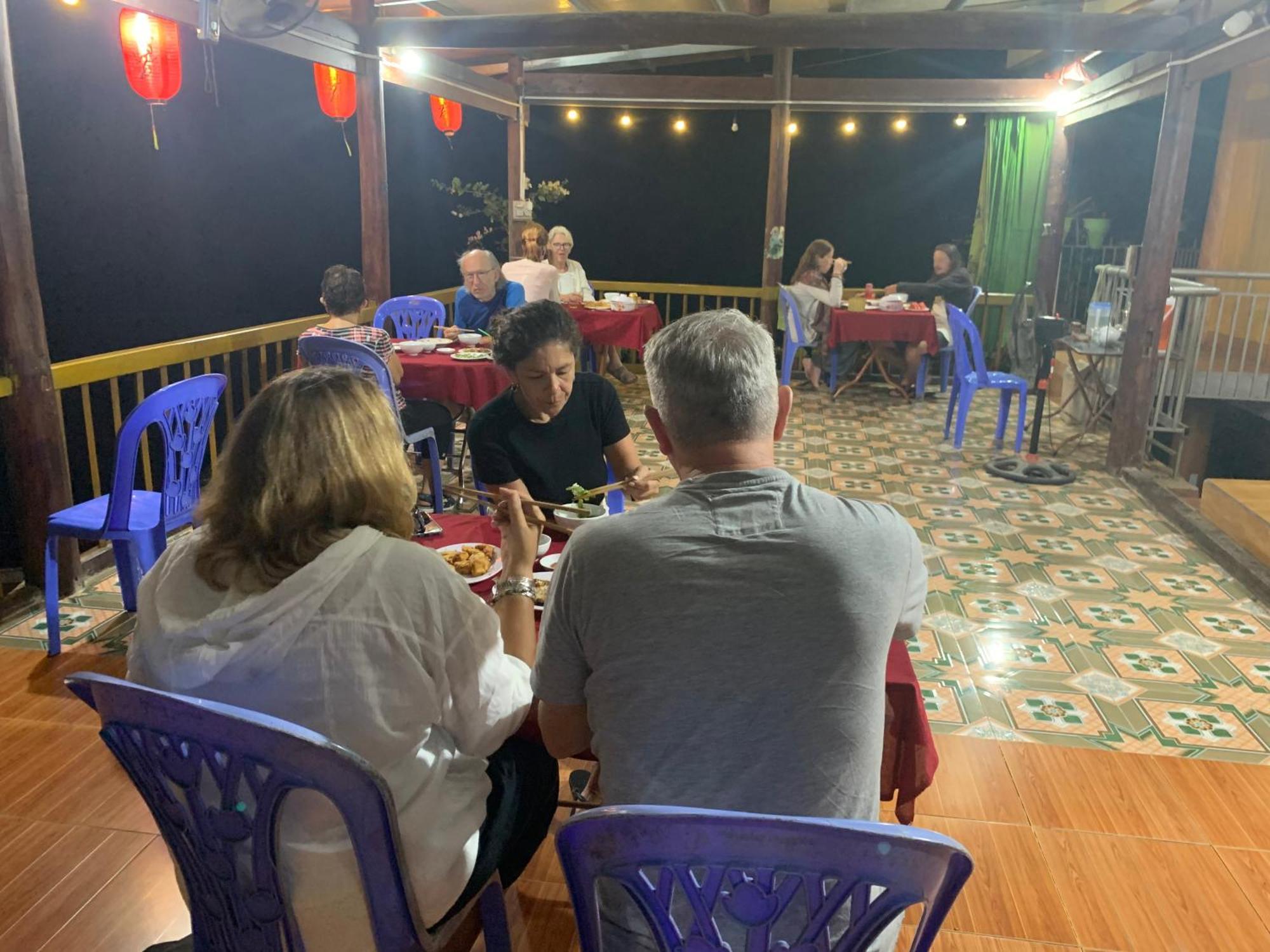 Hoang Nguyen Homestay Ba Be Exteriör bild