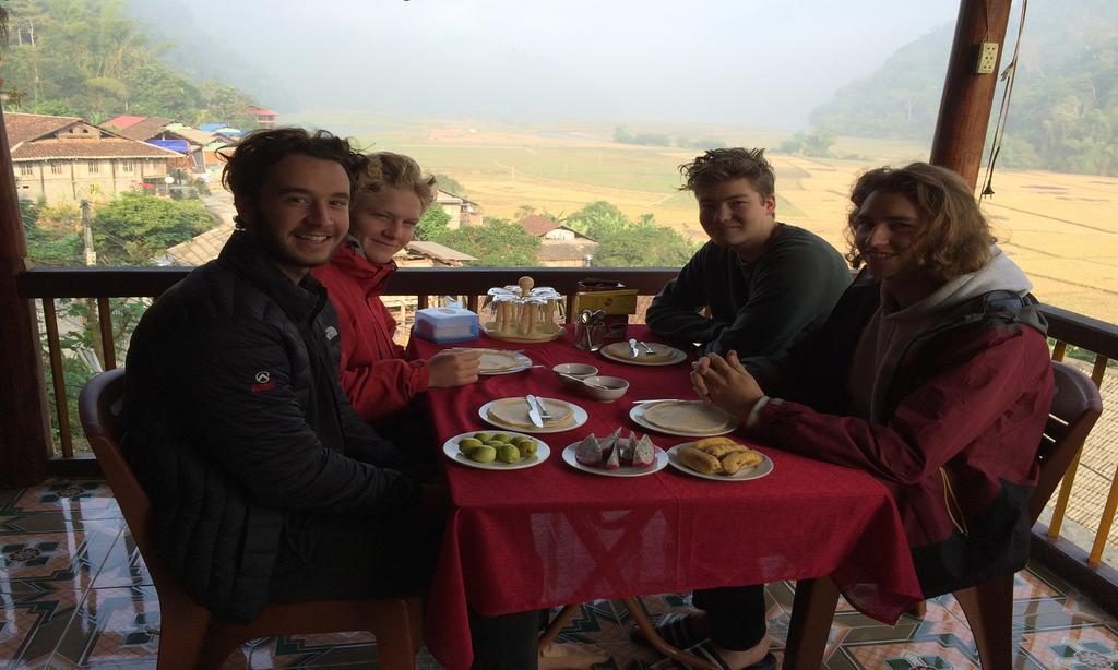 Hoang Nguyen Homestay Ba Be Exteriör bild